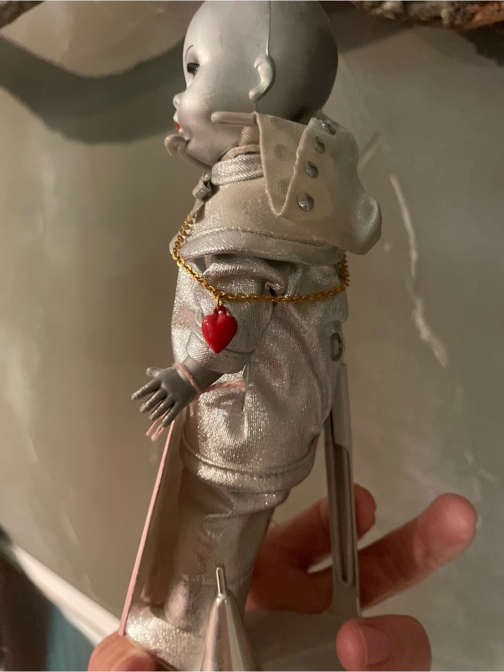 Madame Alexander Wizard Of Oz Tin Woodsman 8" Doll 1993 Silver Gray w/ Stand - Picture 3 of 4